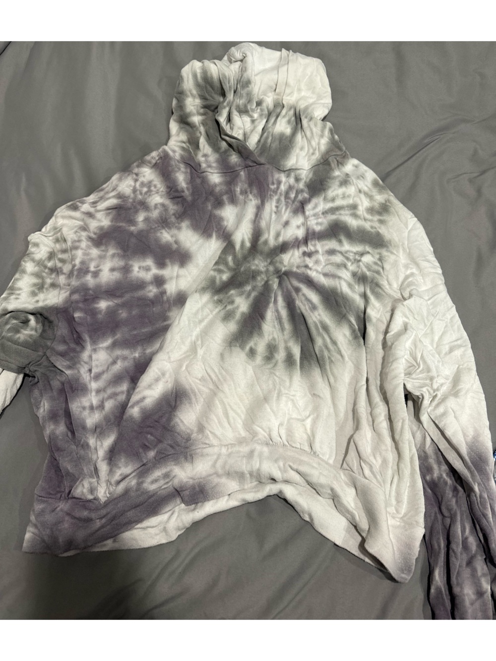 LNA Women's Tie-Dye Hooded Pullover Sweatshirt in White and Gray